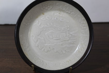Chinese Ding Ware porcelain dish