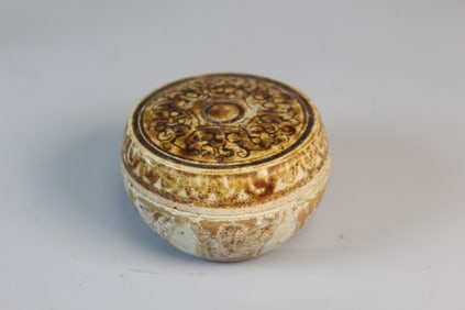 Sawankhalok Pottery Box