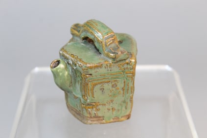 Chinese Green Glazed Pottery Water Dropper