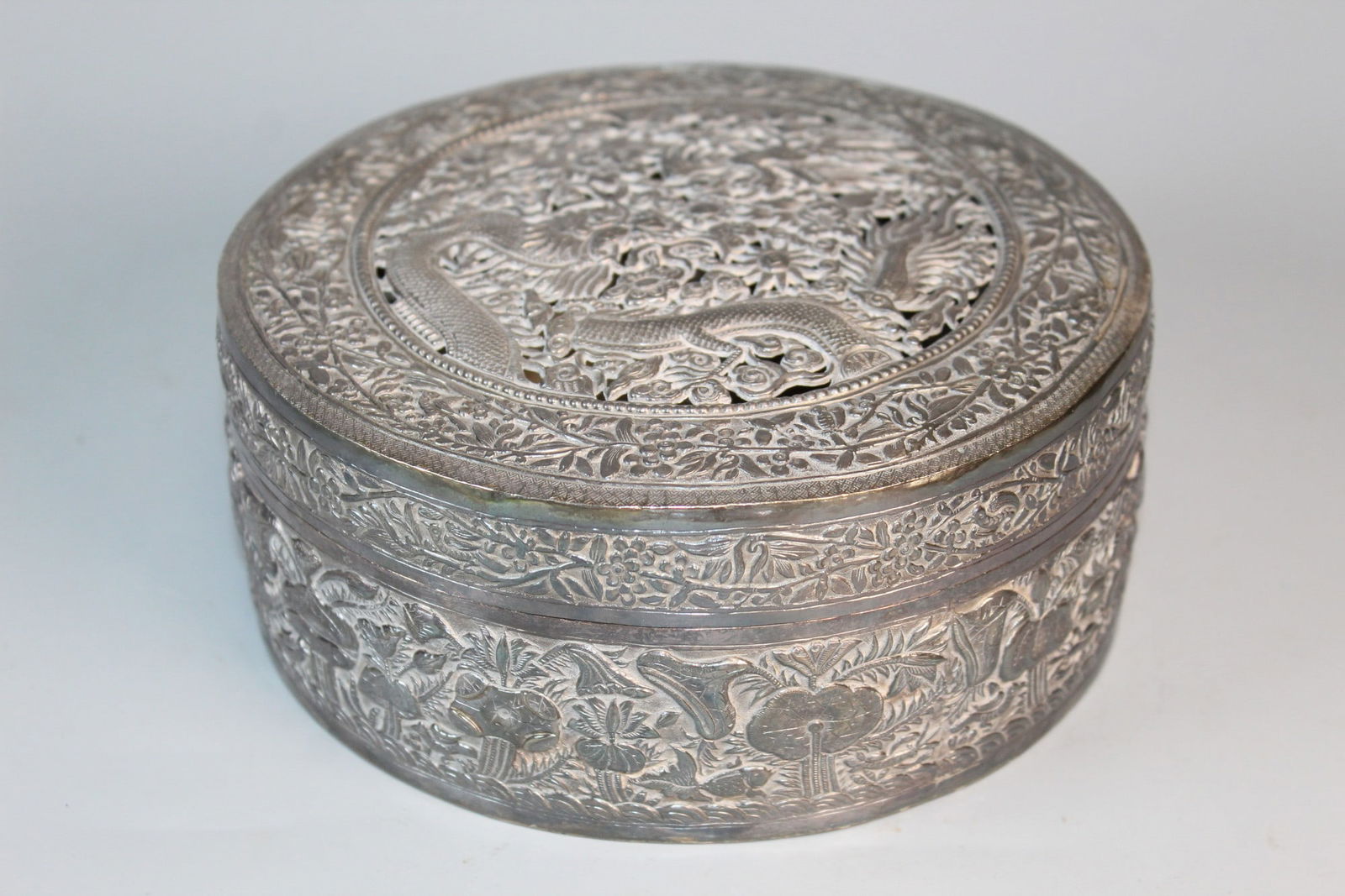 Antique Chinese Silver Box (1 of 9)