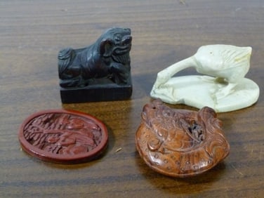 Four Asian decorative items
