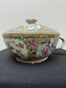 Chinese Export Porcelain Rose Medallion Lidded Chamber Pot
