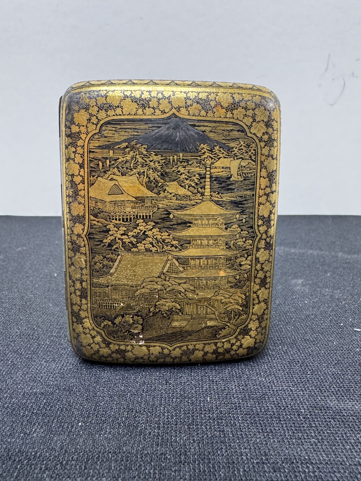 Japanese Cigarette Case (1 of 3)
