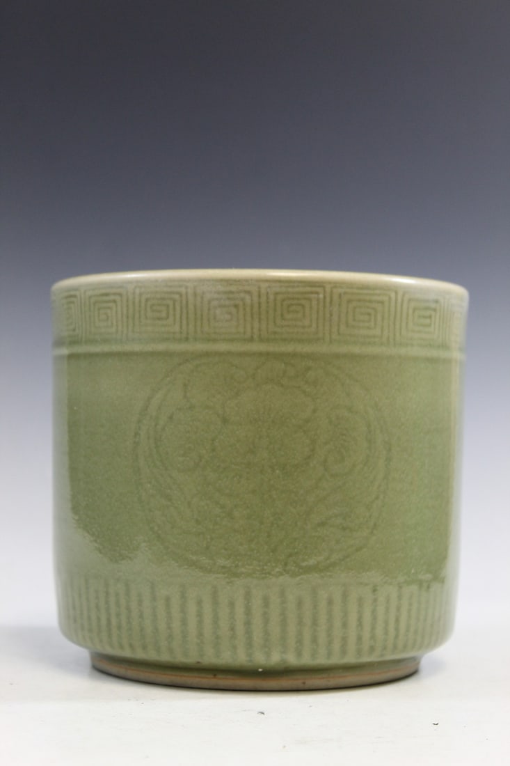 Chinese Celadon Porcelain Brush Pot: Chinese Celadon Porcelain Brush Pot. H 6.25". Diam 7.5".