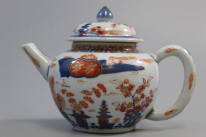 Chinese Export Imari Porcelain Teapot
