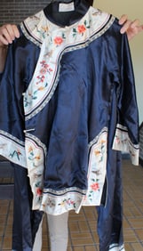 Chinese Silk Embroidery Lady's Jacket and Pants.