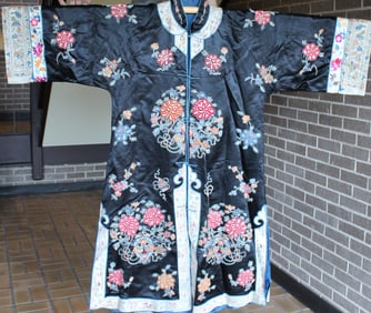 Chinse Silk Embroidery Lady's Robe