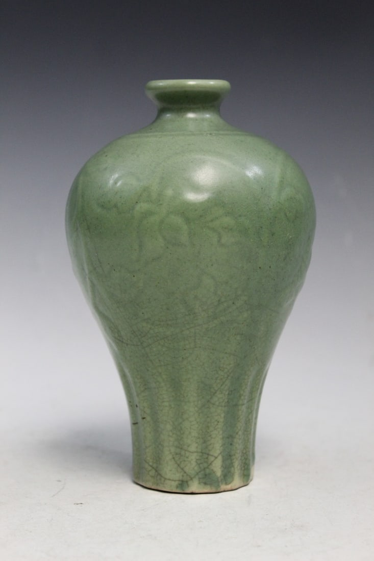 Chinese Celadon Glaze Porcelain Meiping Vase: Chinese Celadon Glaze Porcelain Meiping Vase. H 6.5".