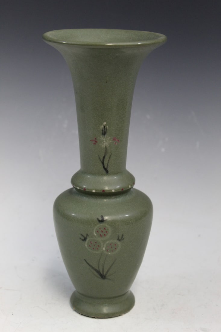 Korean Celadon Pottery Vase: Korean Celadon Pottery Vase. H 10.75".