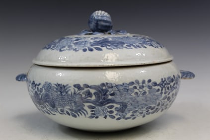 Chinese Export Blue and White Porcelain Tureen