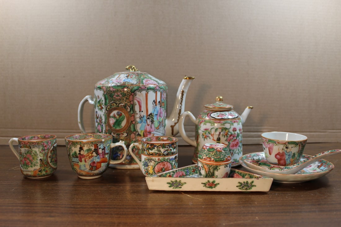 Group of Chinese Rose Medallion Porcelain Teapots and Cups. (1 of 9)