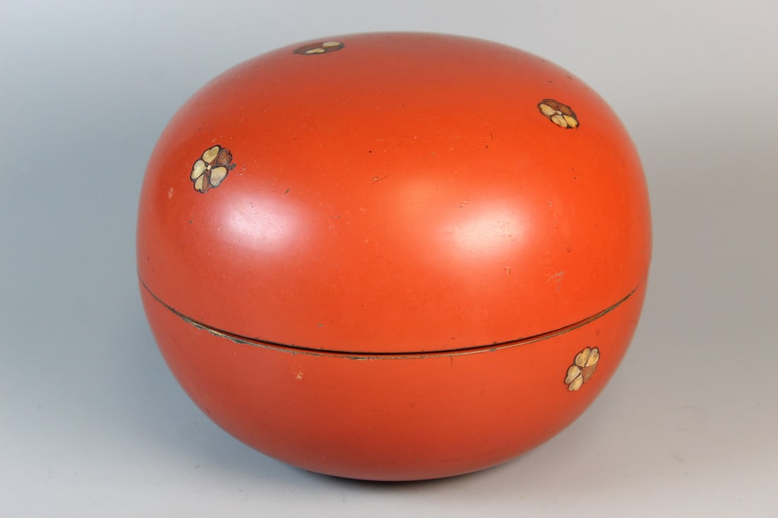 Chinese Red Lacquer Box (1 of 8)