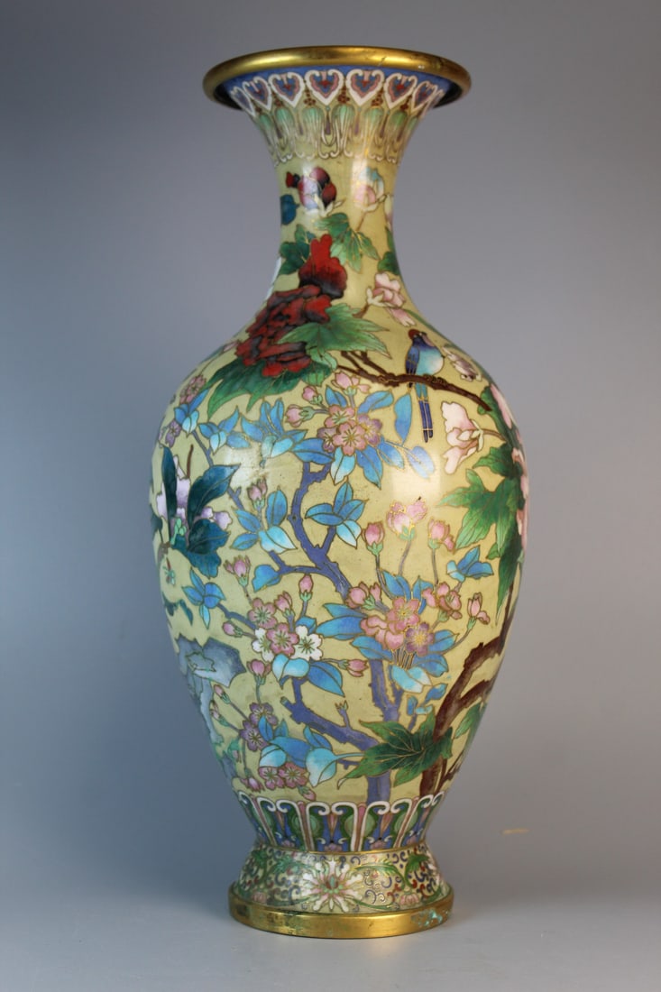 Chinese Large Cloisonne Vase (1 of 9)