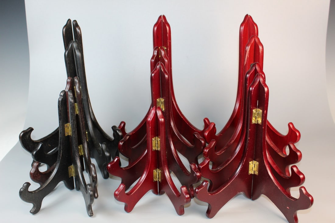 A Group of Wood Plate Stands: A Group of Wood Plate Stands. Tallest H 10".