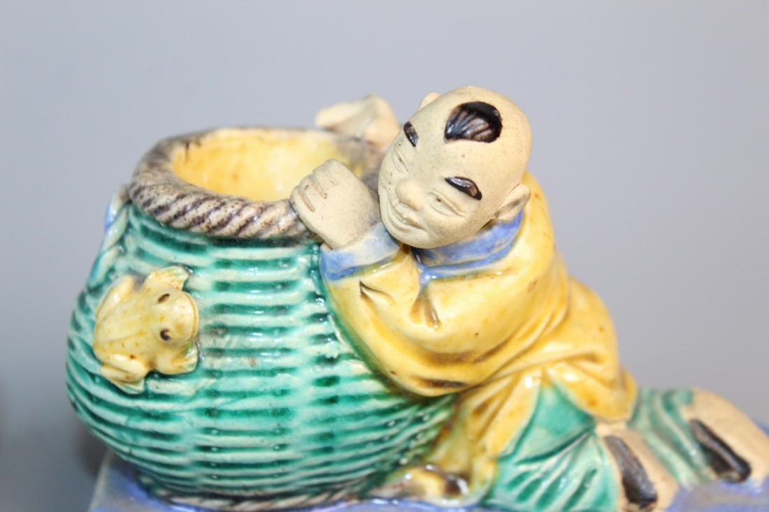 Two Chinese Pottery Figures - 4