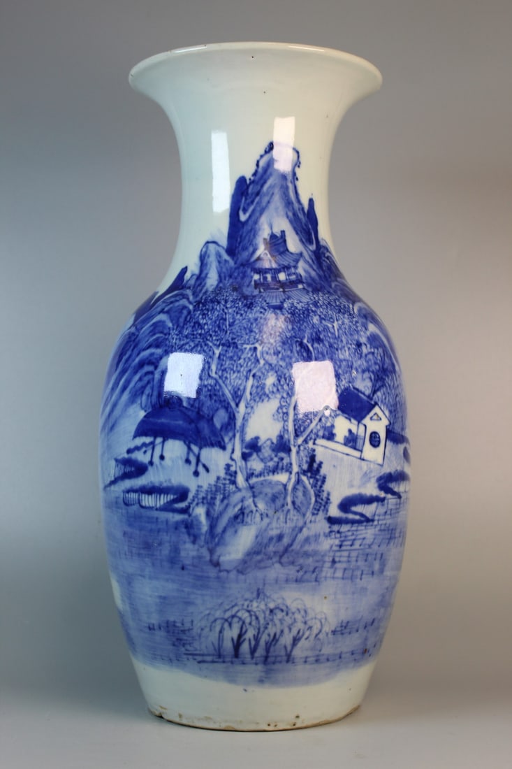 Chinese Blue and White Porcelain Vase.: Chinese Blue and White Porcelain Vase. H 17". Diam 8".