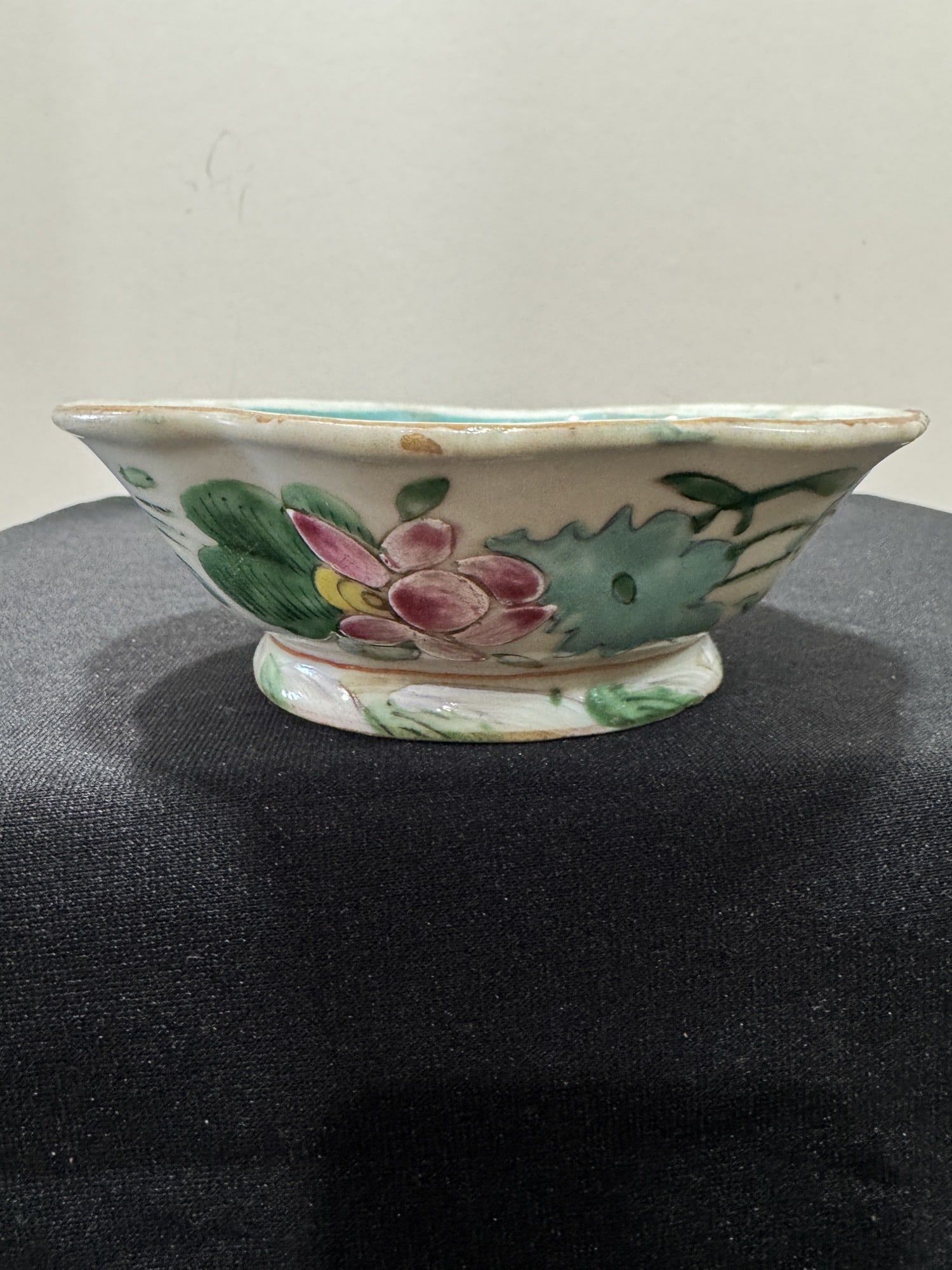 Chinese famille rose lotus shape bowl (1 of 3)