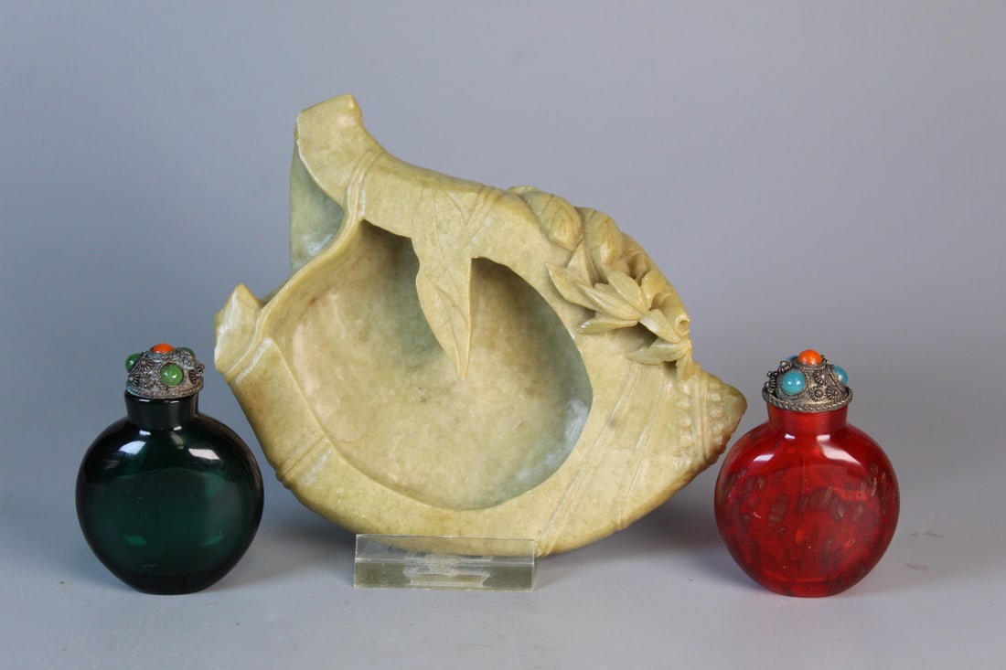 Two Chinese Glass Snuff Bottles and a Soapstone Brush Washer.: Two Chinese Glass Snuff Bottles and a Soapstone Brush Washer.. 5x3.25".