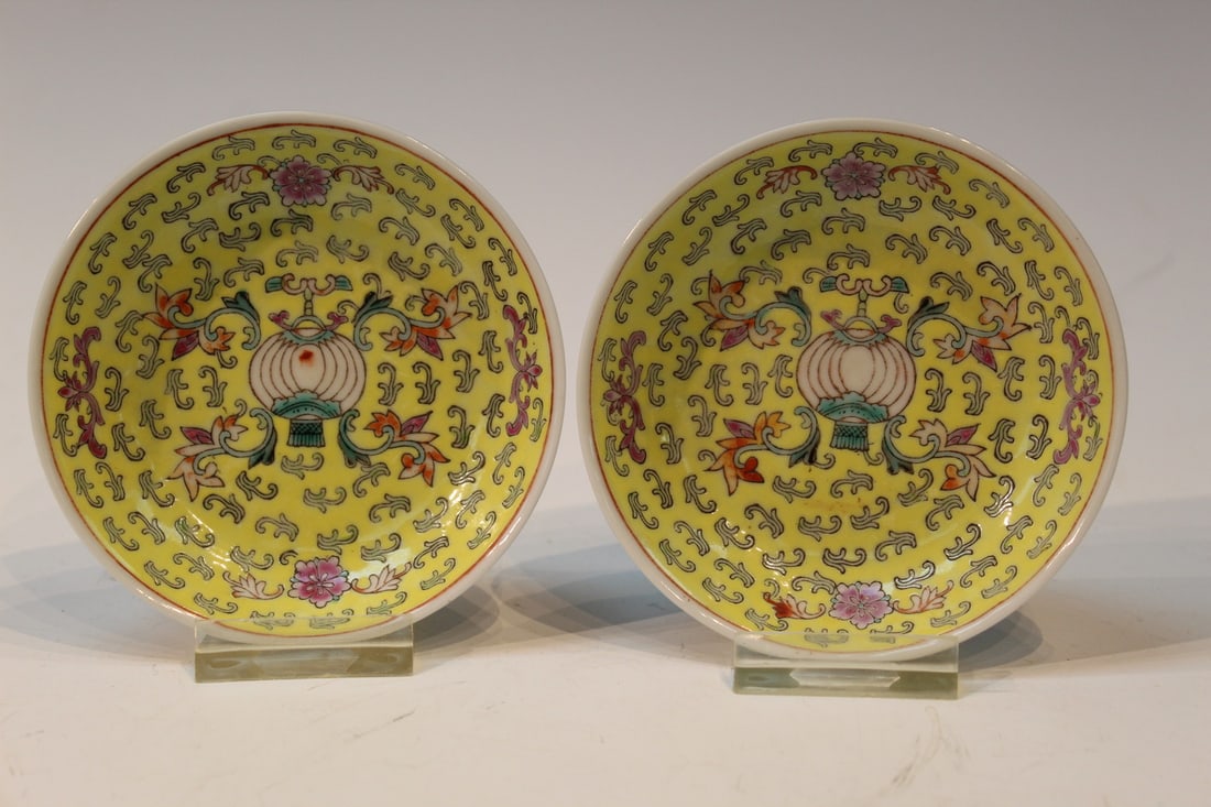 Pair of Chinese Famille Rose Porcelain Saucers (1 of 4)
