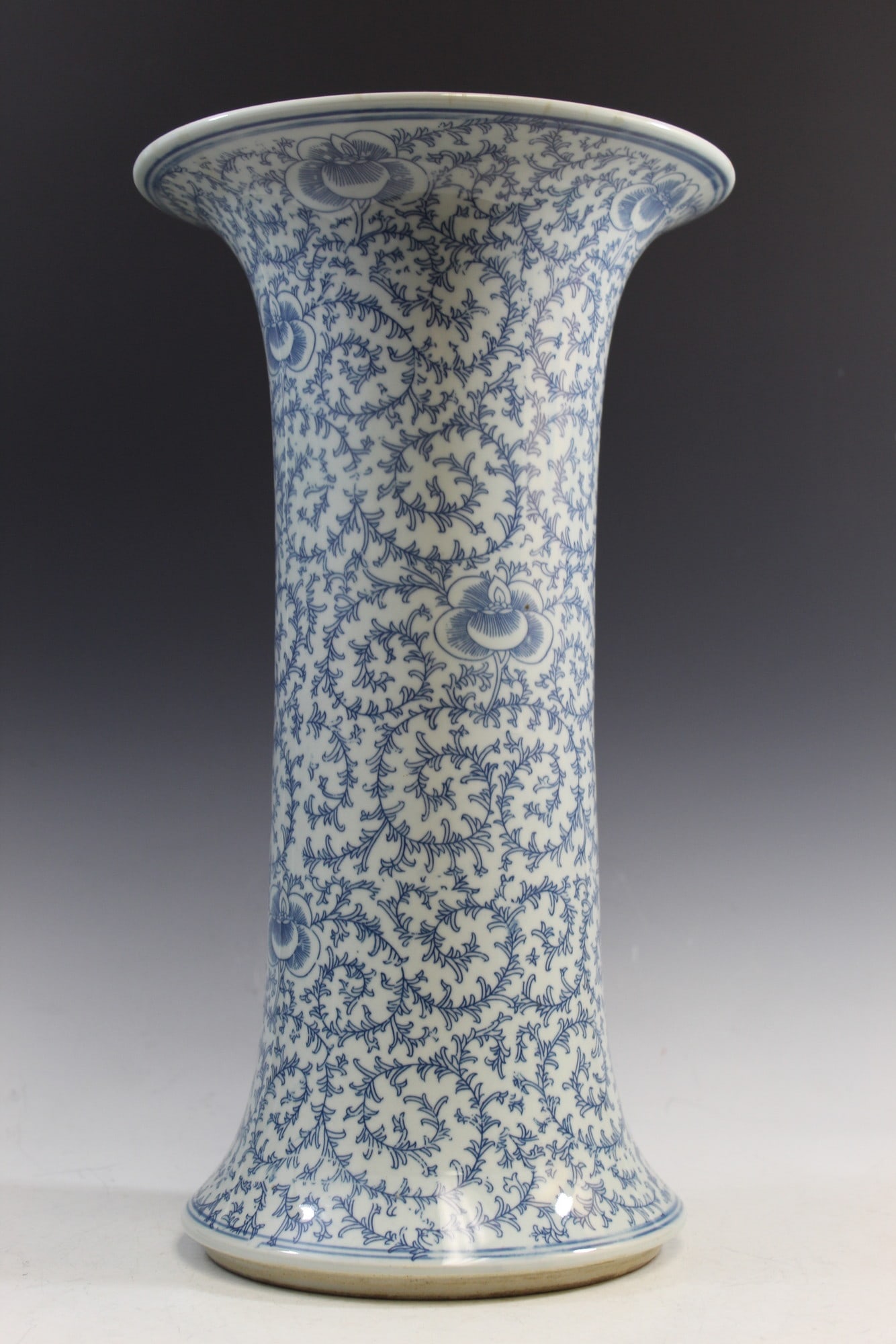 Large Chinese Blue and White Porcelain Gu Vase: Large Chinese Blue and White Porcelain Gu Vase. H 17".
