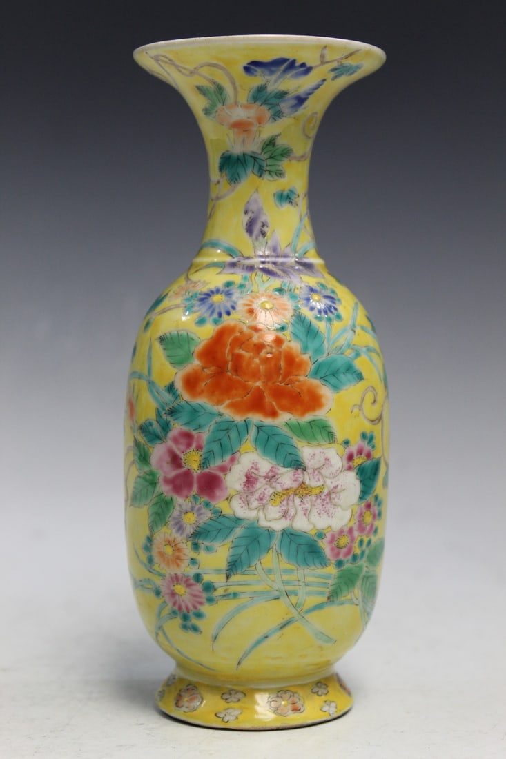 Japanese Yellow Glazed Famille Rose Porcelain Vase: Japanese Yellow Glazed Famille Rose Porcelain Vase. H 7". With stand 8.5". As Is.
