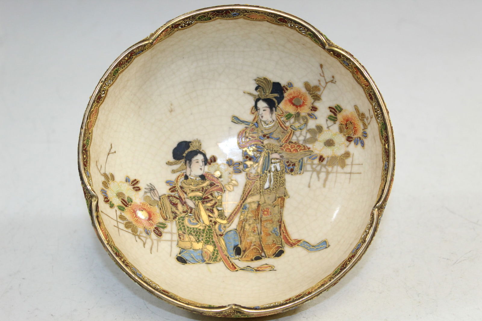 Japanese Satsuma Porcelain Bowl: Japanese Satsuma Porcelain Bowl. Diam 6 1/4". H 2 3/4".