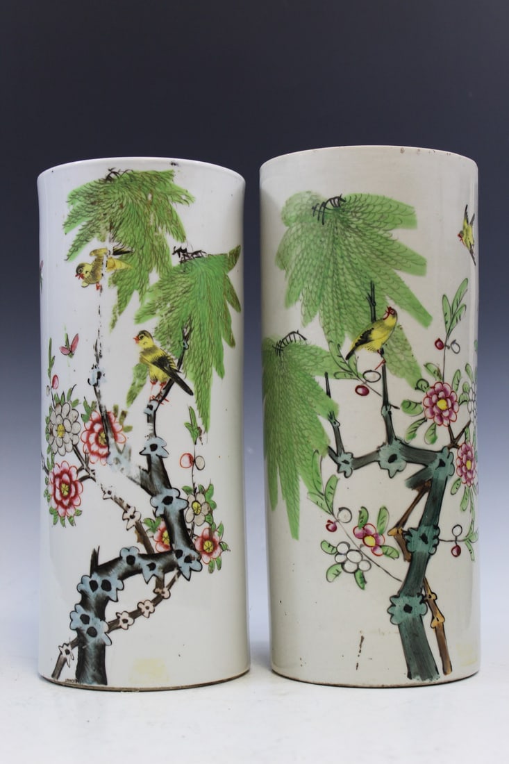 Two Chinese Famile Rose Porcelain Hat Vases (1 of 6)