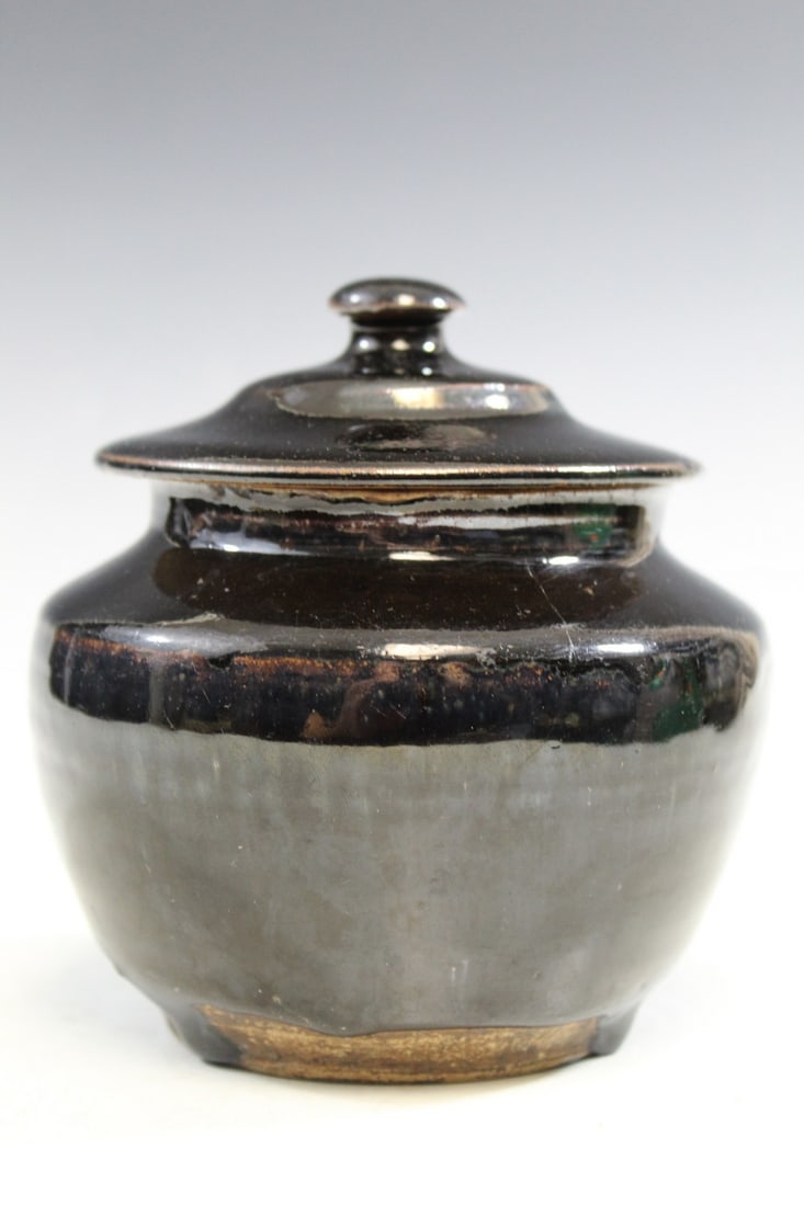 Chinese Black Glazed Pottery Jar (1 of 9)