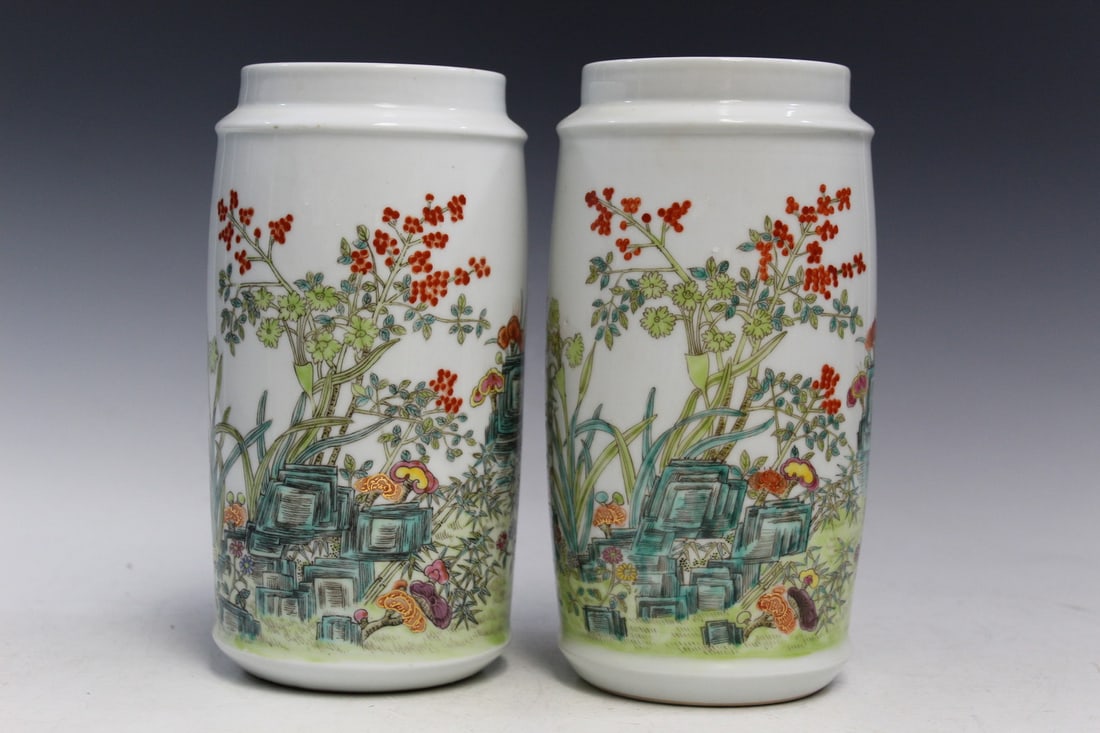Pair of Chinese Famille Rose Porcelain Vases: Pair of Chinese Famille Rose Porcelain Vases. H 8.5".