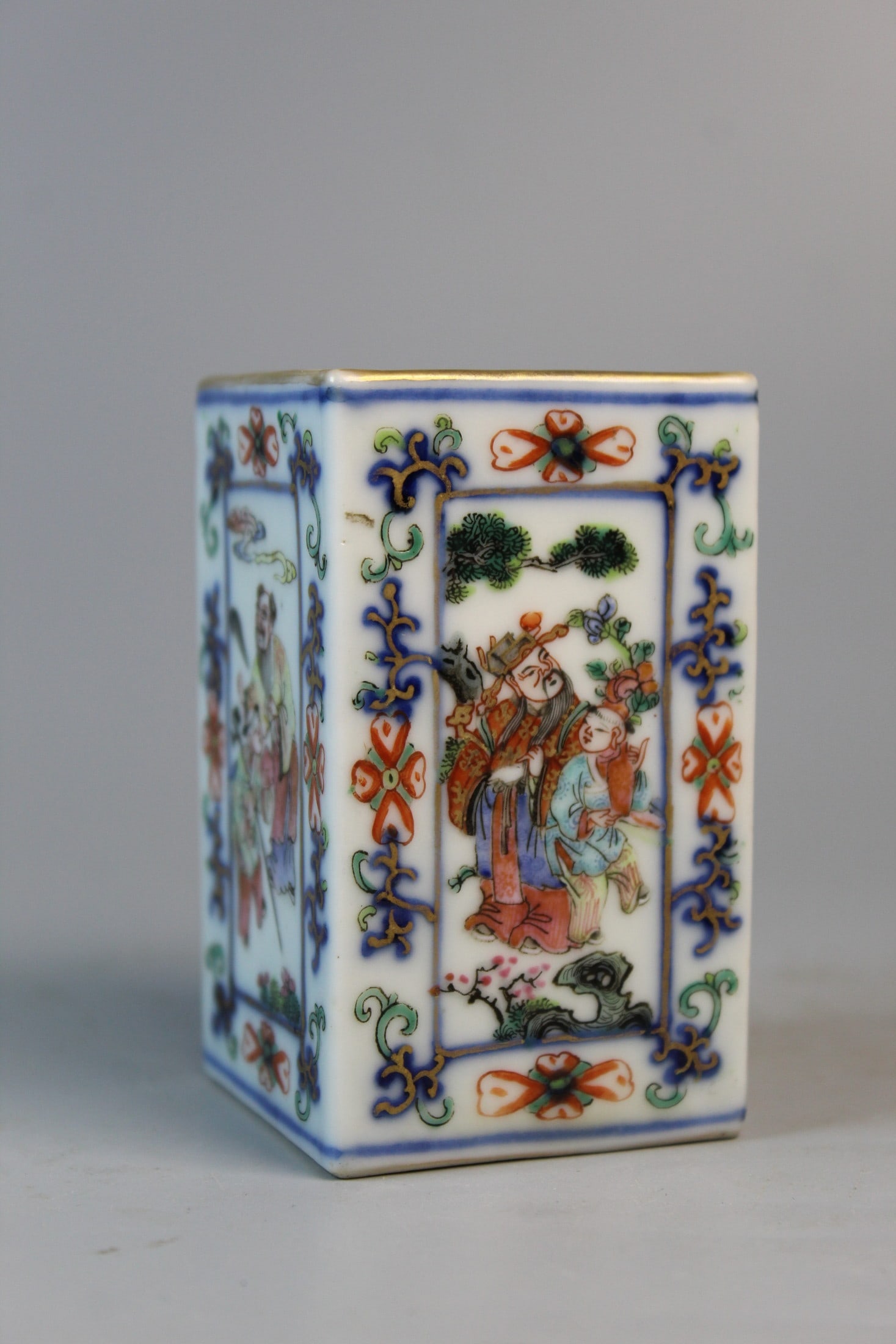 Chinese Famille Rose Porcelain Brush Pot (1 of 5)