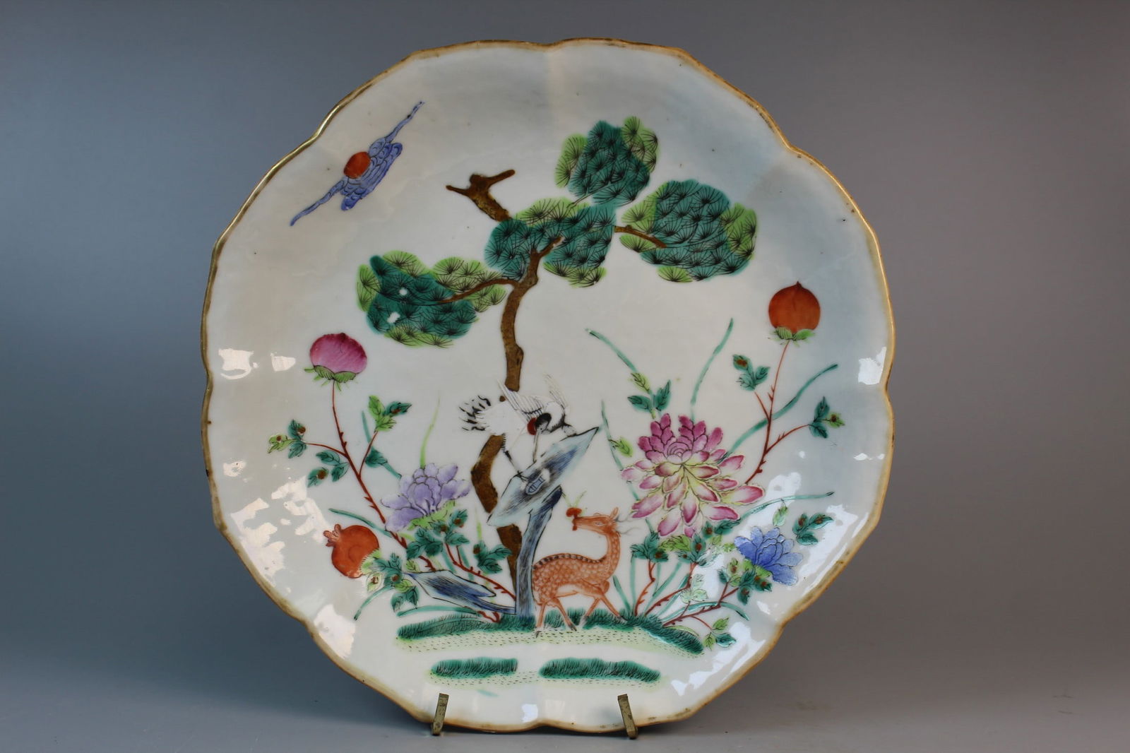 Chinese Famille Rose Porcelain Plate: Chinese Famille Rose Porcelain Plate. Diam 9.5". H 2".