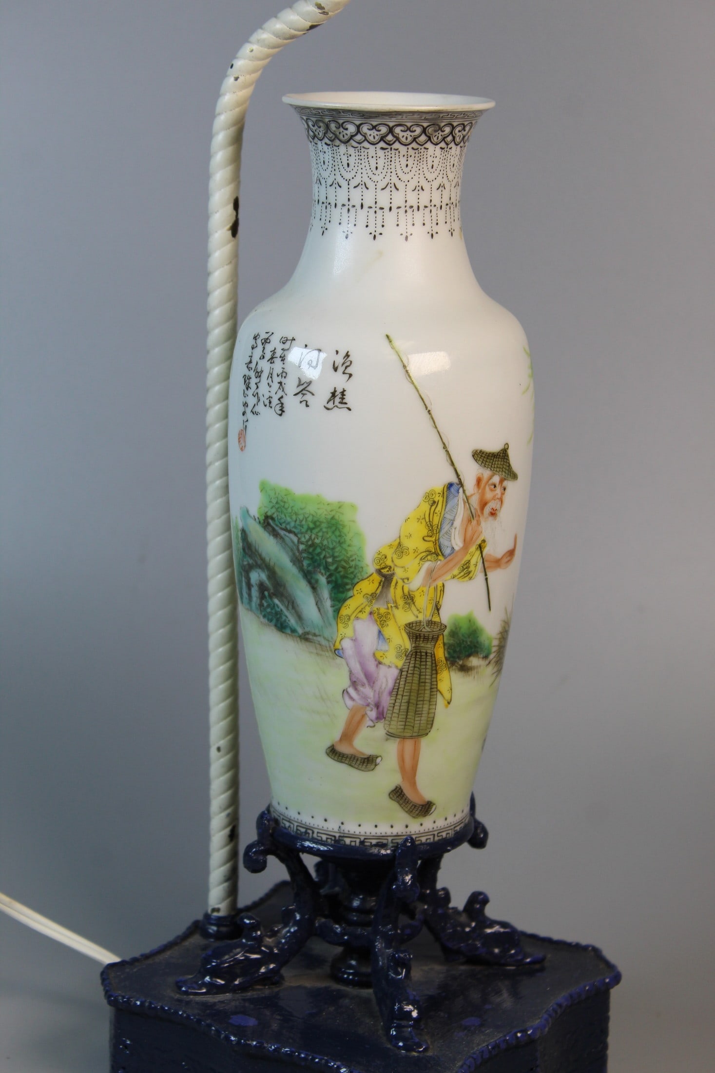 Chinese Famille Rose Porcelain Vase Lamp: Chinese Famille Rose Porcelain Vase Lamp. Vase H 9". Total H 18".