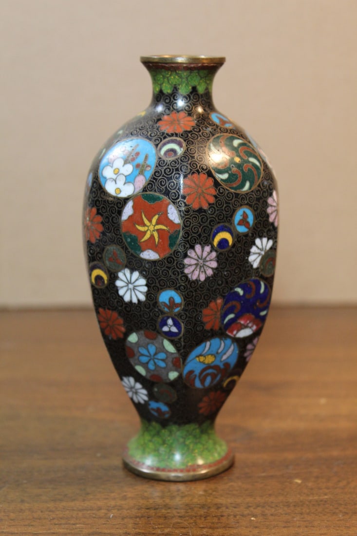 Japanese Cloisonne Vase: Japanese Cloisonne Vase. H 6".