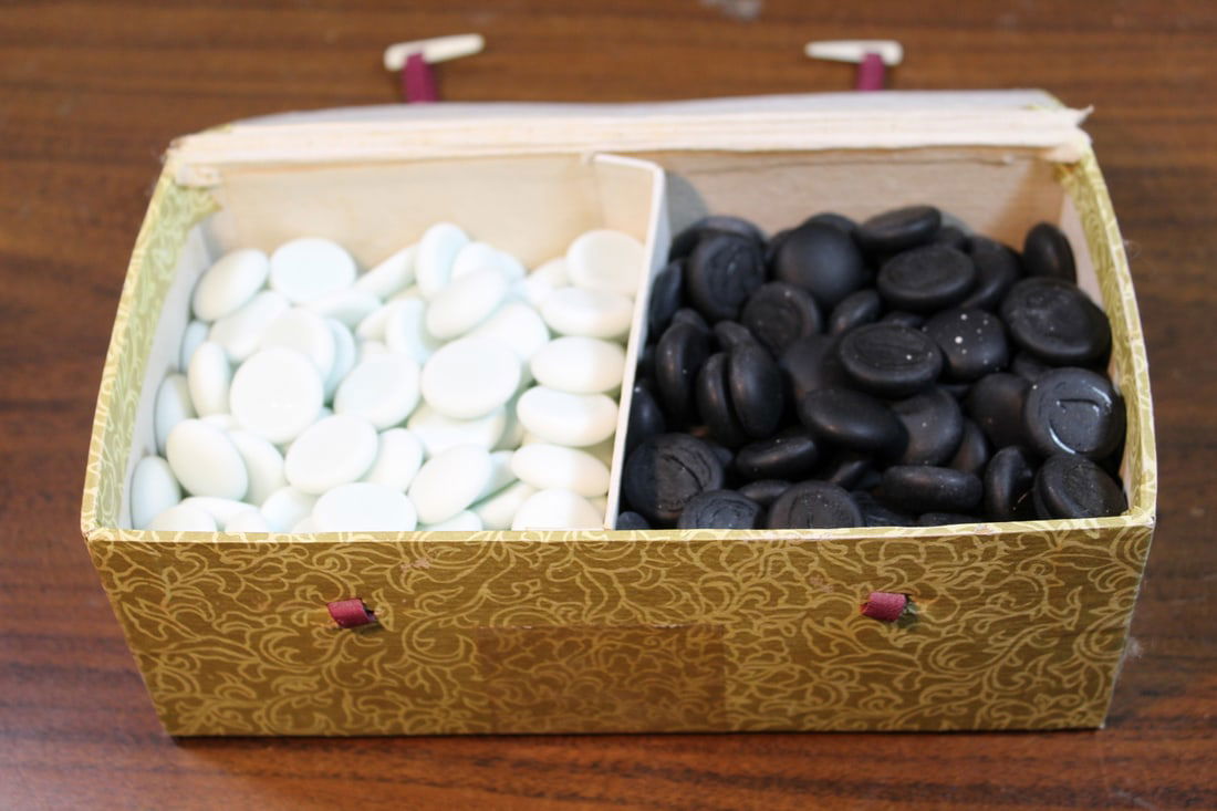 Chinese Glass Go Game: Chinese Glass Go Game. Box size 8.25" x 4.25" x 2.75". Glass diam 0.75".