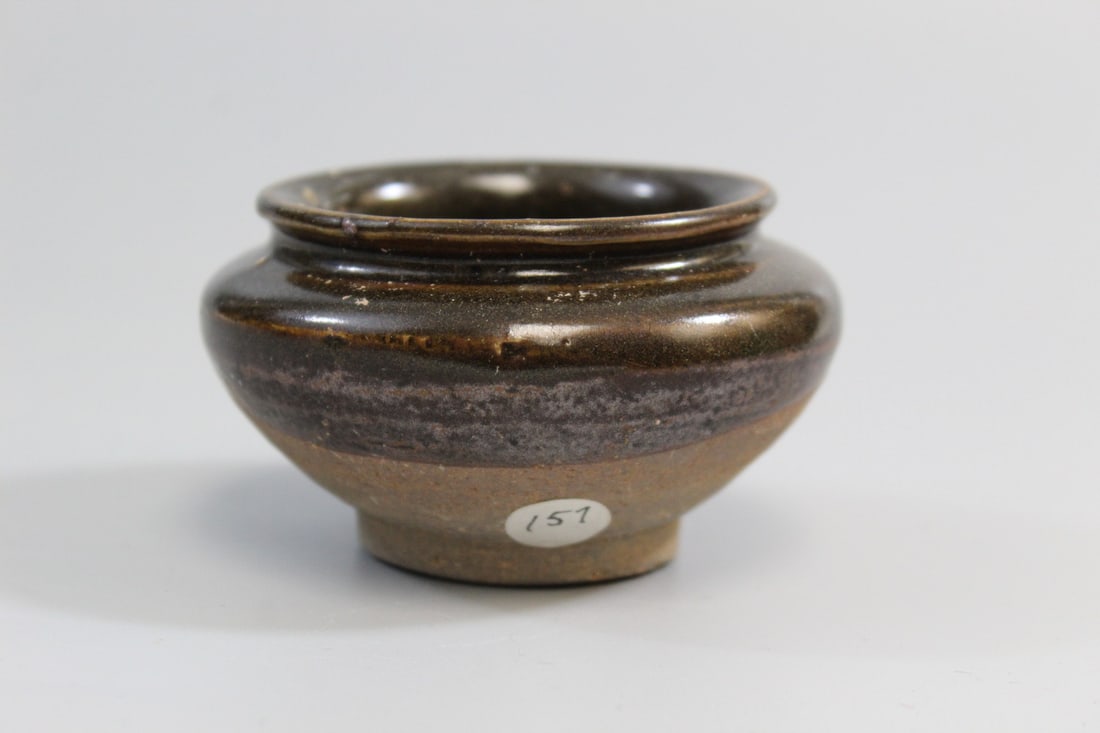Chinese Brown Glazed Pottery Small Jar (1 of 7)
