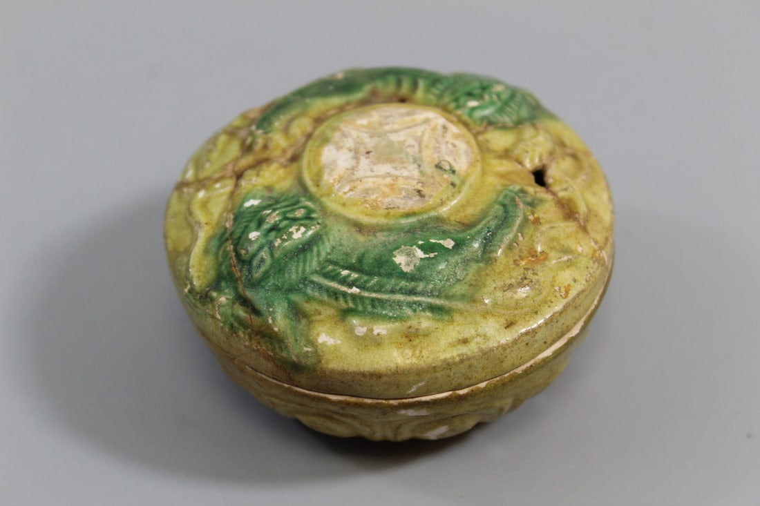 Chinese Sancai Pottery Box (1 of 5)