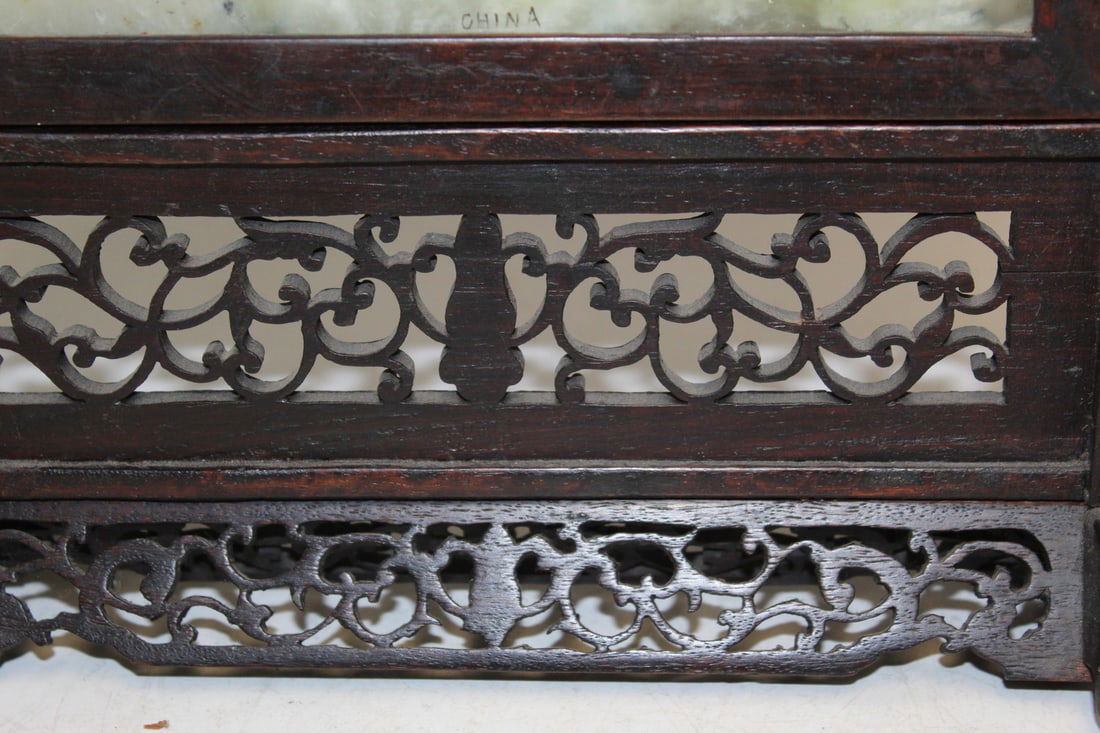 Chinese Jade Table screen - 8