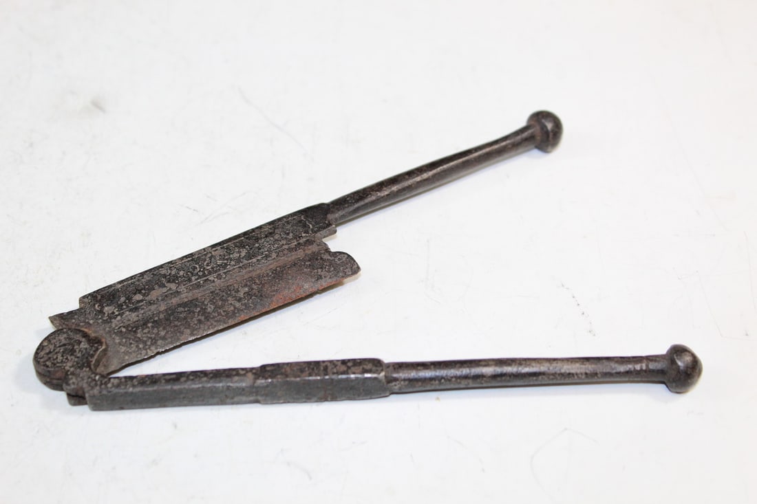 Asian Metal Betel Cutter: Asian Metal Betel Cutter. L 6 1/4".