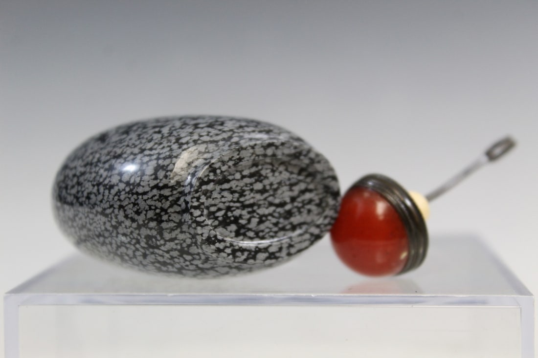 Chinese Stone Snuff Bottle - 5