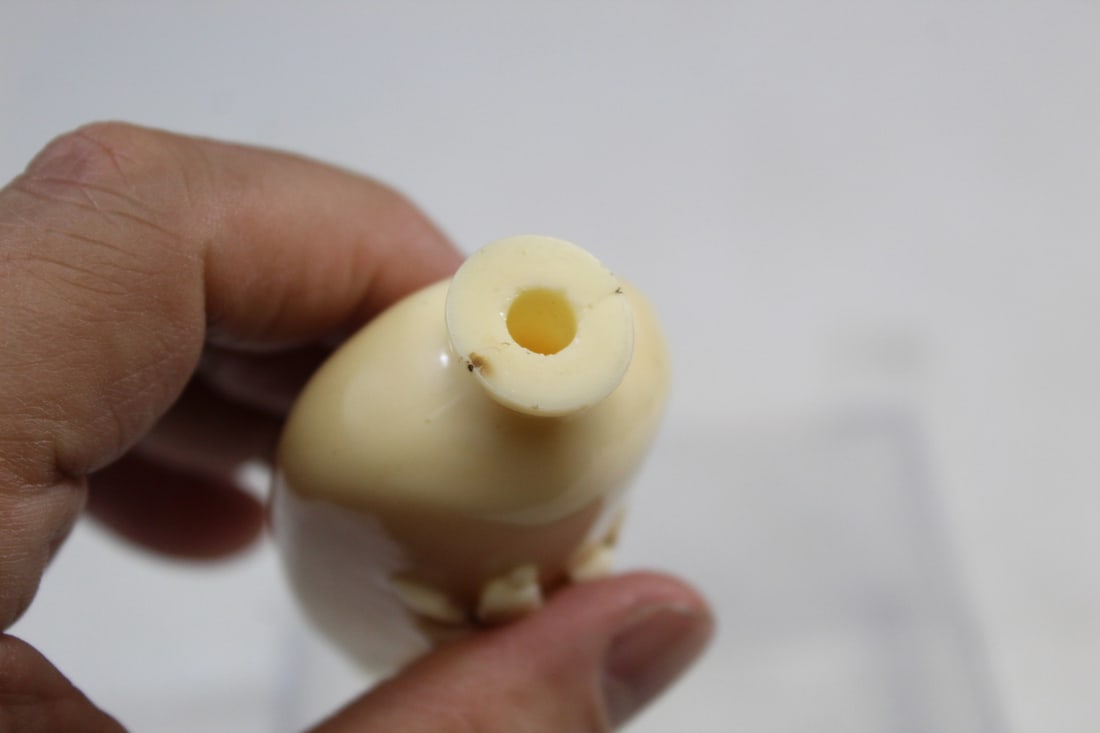 Chinese Snuff Bottle - 3