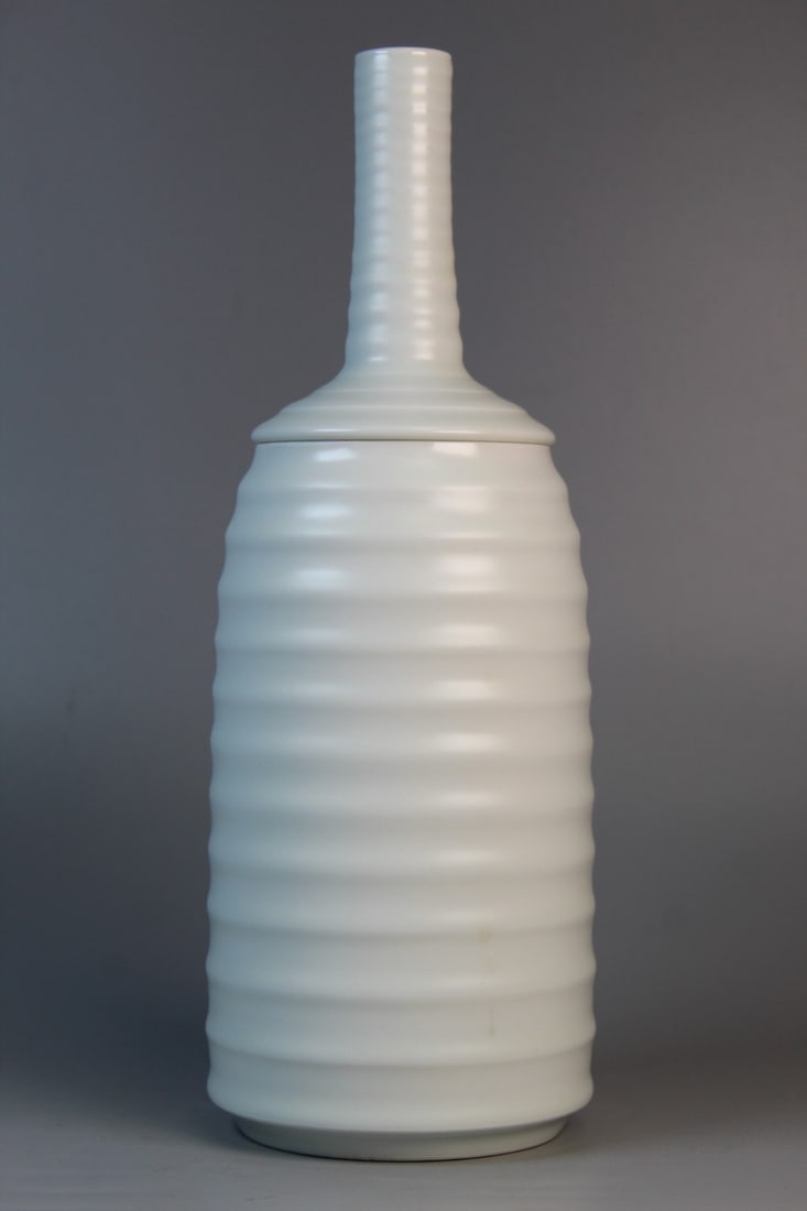 White Studio Porcelain Flower Vase: White Studio Porcelain Flower Vase. H 12.75". As Is.