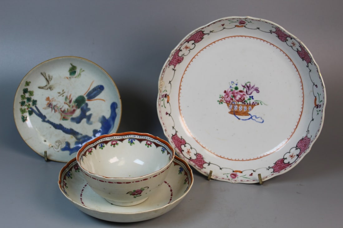 Group of Chinese Export Famille Rose Porcelain Dishes and a Tea Bowl: Group of Chinese Export Famille Rose Porcelain Dishes and a Tea Bowl. Diam 8",