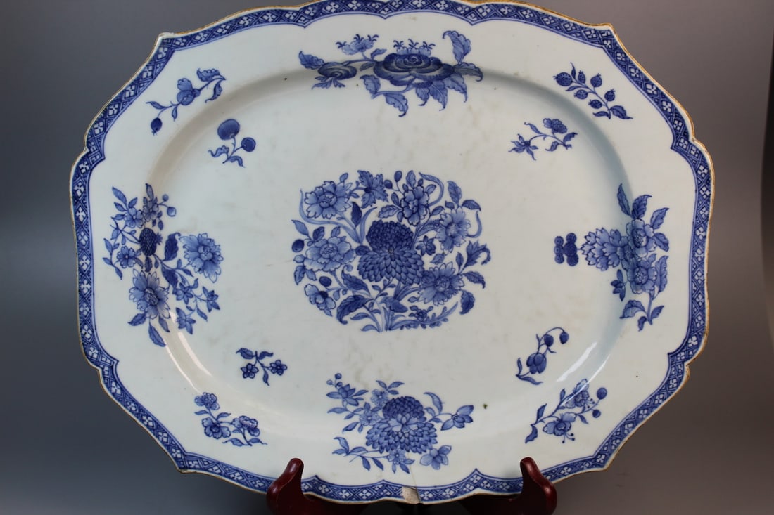 Chinese Export Blue and White Porcelain Platter (1 of 9)