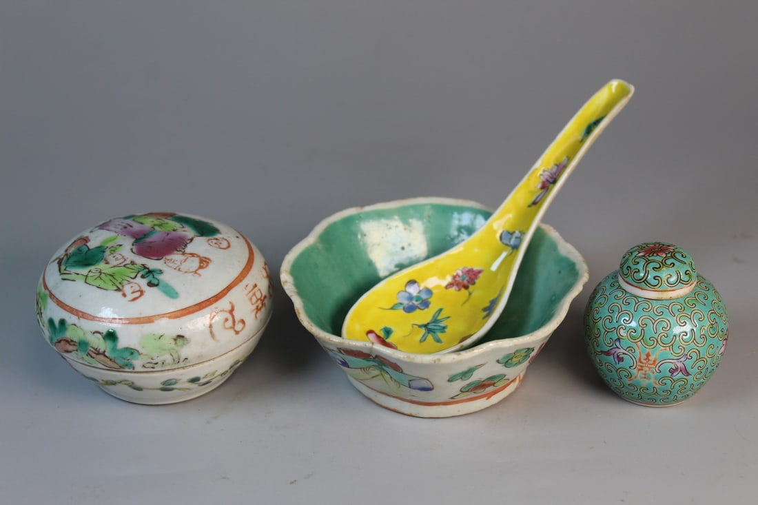 A Group of Chinese Famille Rose Porcelain Small Items: A Group of Chinese Famille Rose Porcelain Small Items. Diam 4".