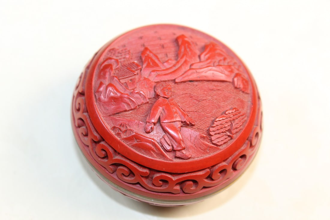 Chinese Cinnabar Box: Chinese Cinnabar Box. Diam 2.5".