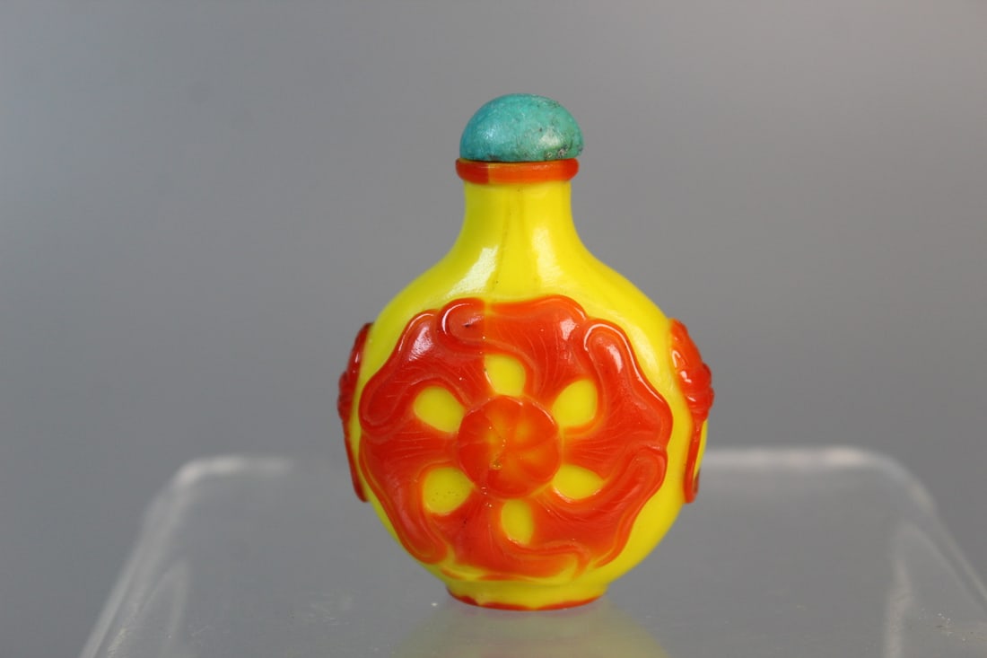 Chinese Peking Red Overlay Yellow Glass Snuff Bottle: Chinese Peking Red Overlay Yellow Glass Snuff Bottle. H 2.25".