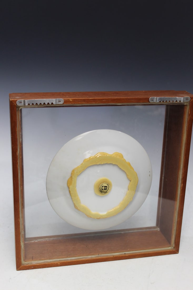 Framed Chinese Export Dish - 3