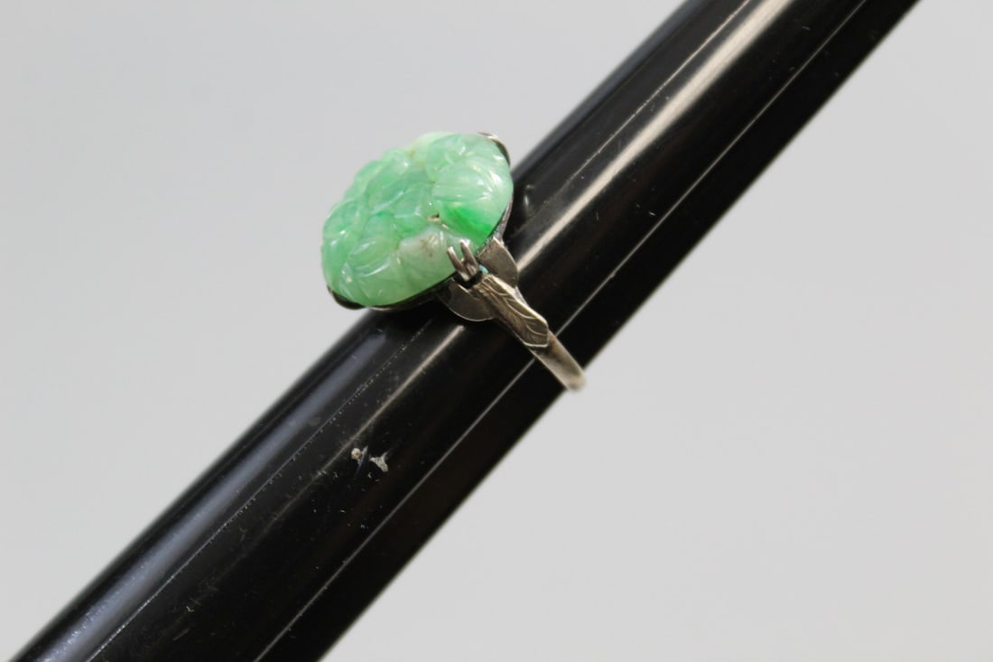 Chinese Jadeite Silver Ring - 3