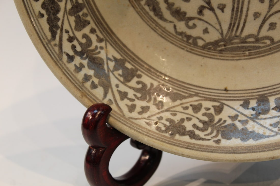 Sawankhalok Dish - 4