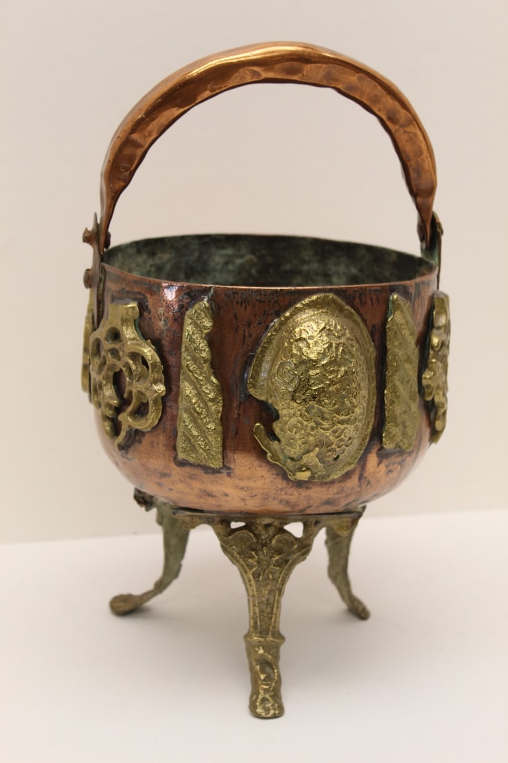 Antique fireplace pail: Antique fireplace pail. Height 14"